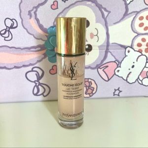 YSL Radiance Awakening Foundation color BR25